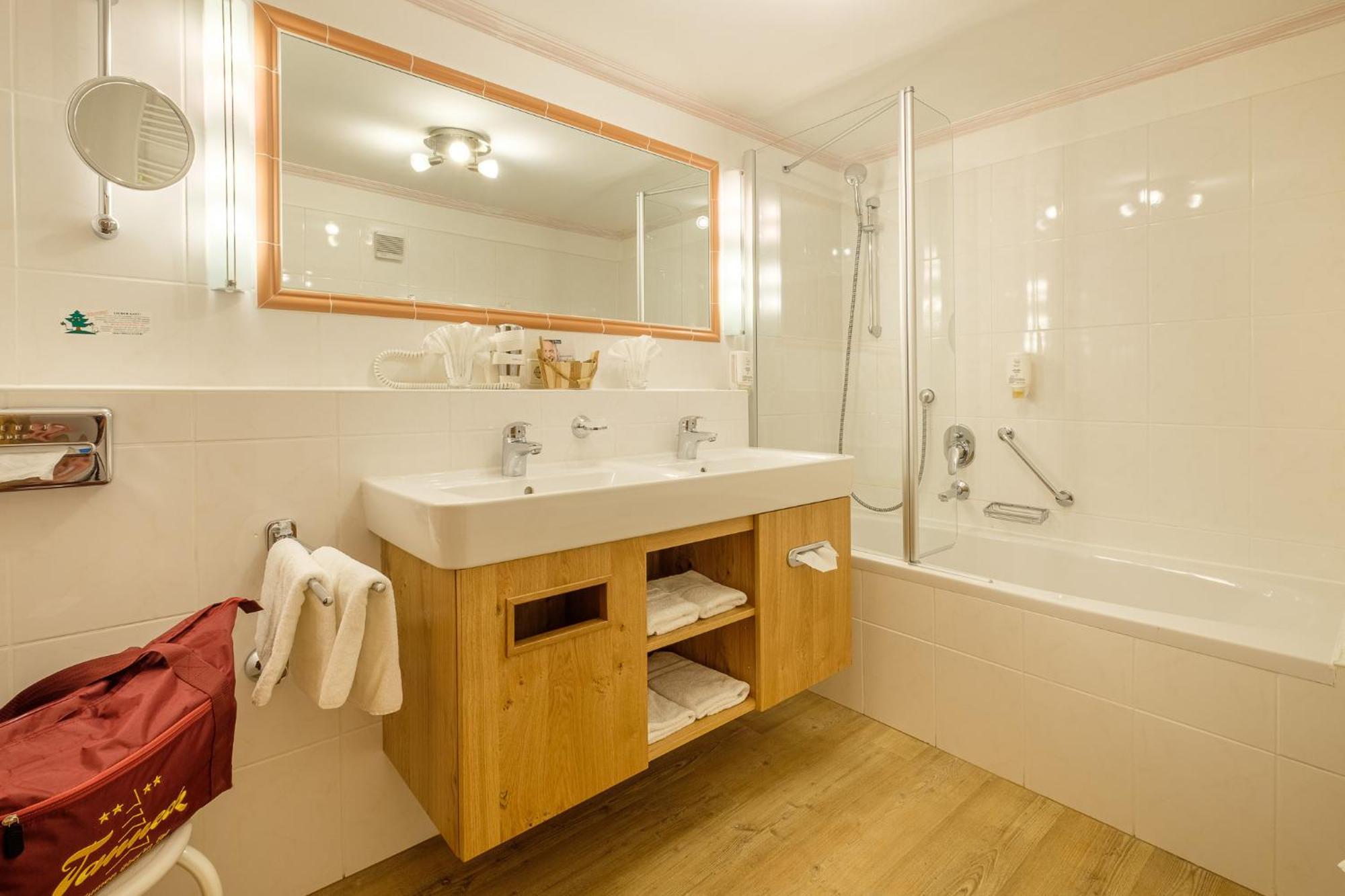 Hotel Allgaeuhotel Tanneck 4*
